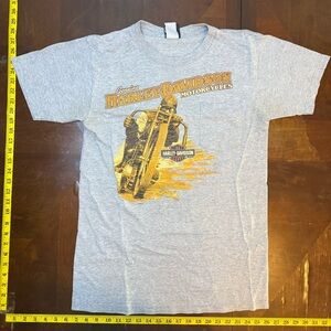 Vintage Y2K grey Harley Davidson Motorcyles shirt with graphic